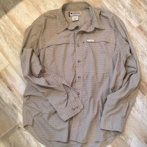 Columbia long sleeve shirt